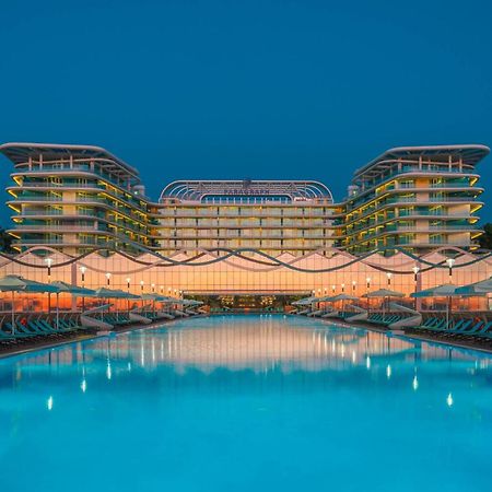Paragraph Resort & Spa Shekvetili, Autograph Collection Εξωτερικό φωτογραφία The hotel at night