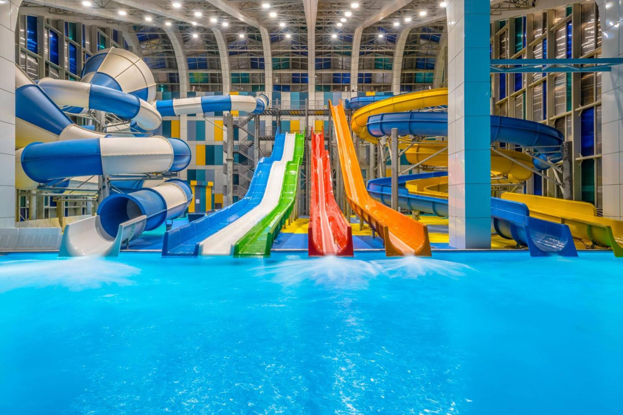 Paragraph Resort & Spa Shekvetili, Autograph Collection Εξωτερικό φωτογραφία Water slides at the water park